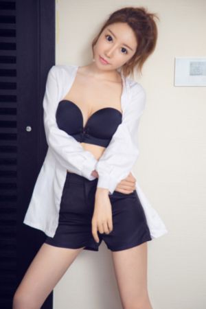 丝袜老师用丝袜腿奖励我_蓝光高清完整版播放