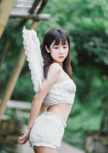 两男一女的电影在线观看_720电视剧在线观看
