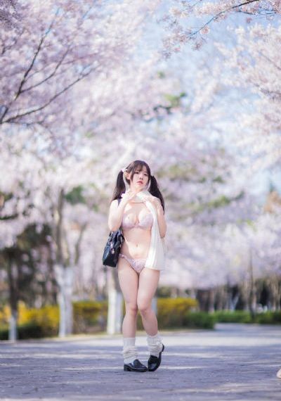 欧美肥大BBBBBBBBB_午夜在线观看完整版