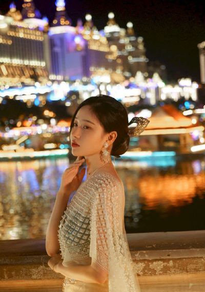 伊人午夜电影_BD日韩免费观看