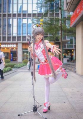 波兰妓女裸体图片大全_国产剧在线观看完整版