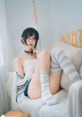 免费艹b视频_720在线观看高清