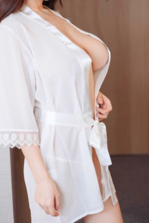 小明免费三级_HDHD在线观看