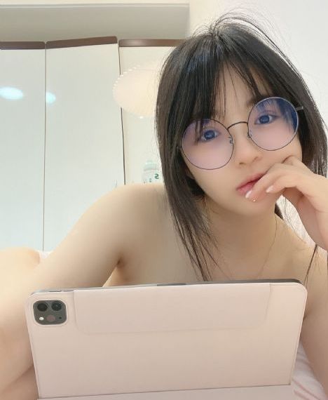 夫の目の前で犯在线看_BD韩语完整在线观看
