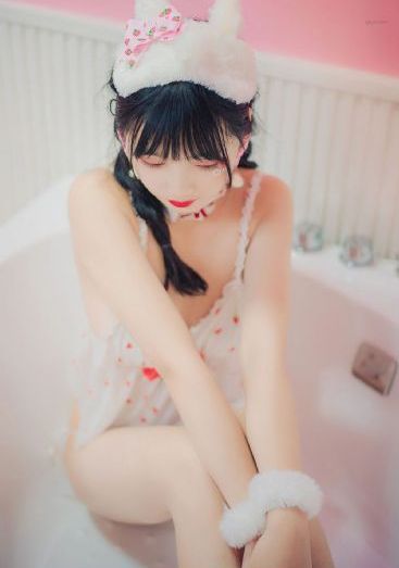 六月久久五月婷婷_HD日韩免费观看