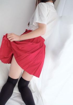 美女拉肚子小事视频_1080P完整在线观看
