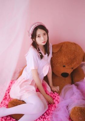 日韩肉丝美女波多野结衣_免费高清观看
